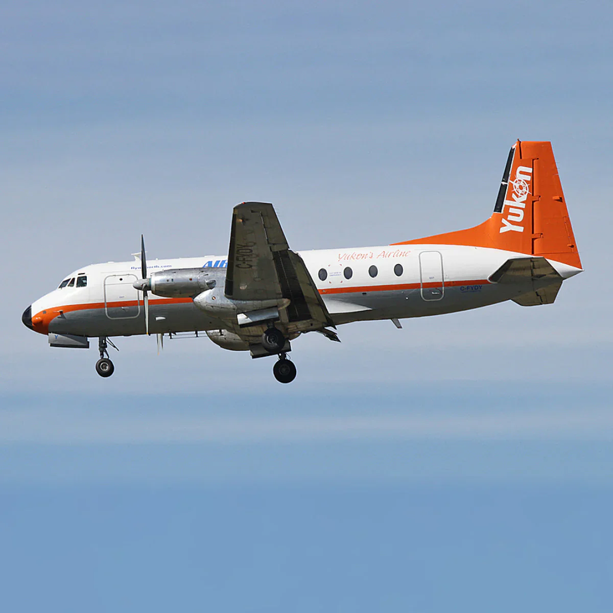 Air North Hawker Siddeley HS748 - C-FYDY Orange - Image 4
