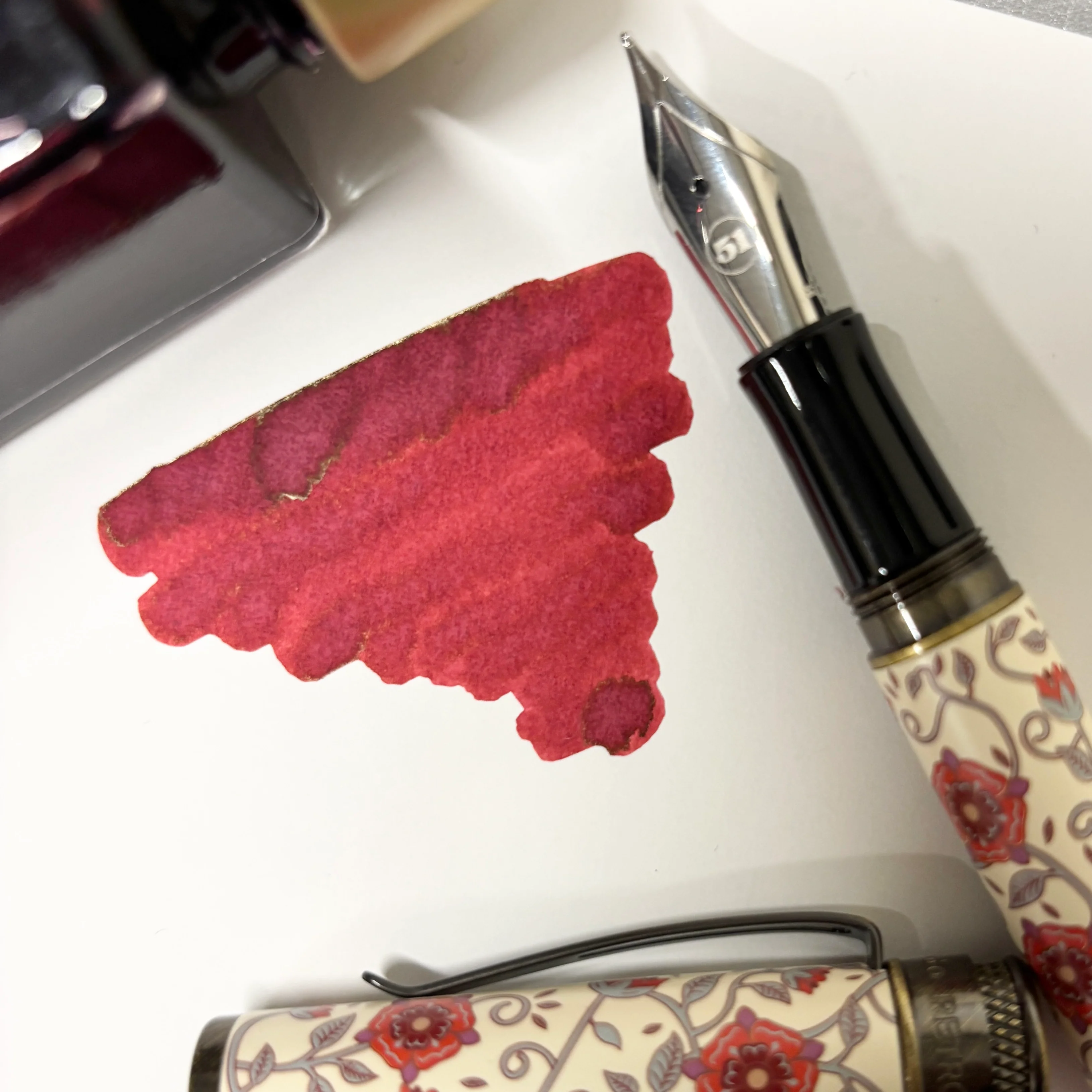 Mann Inc Bottled Ink - Royal Red Rose 50ml - Image 4